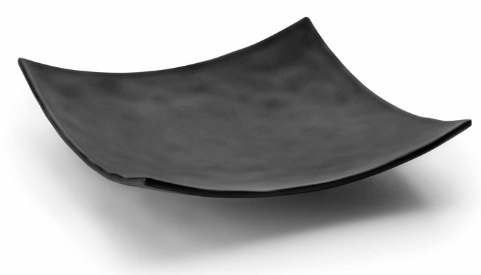 Fuente cuadrada melamina serie Black de Lacor