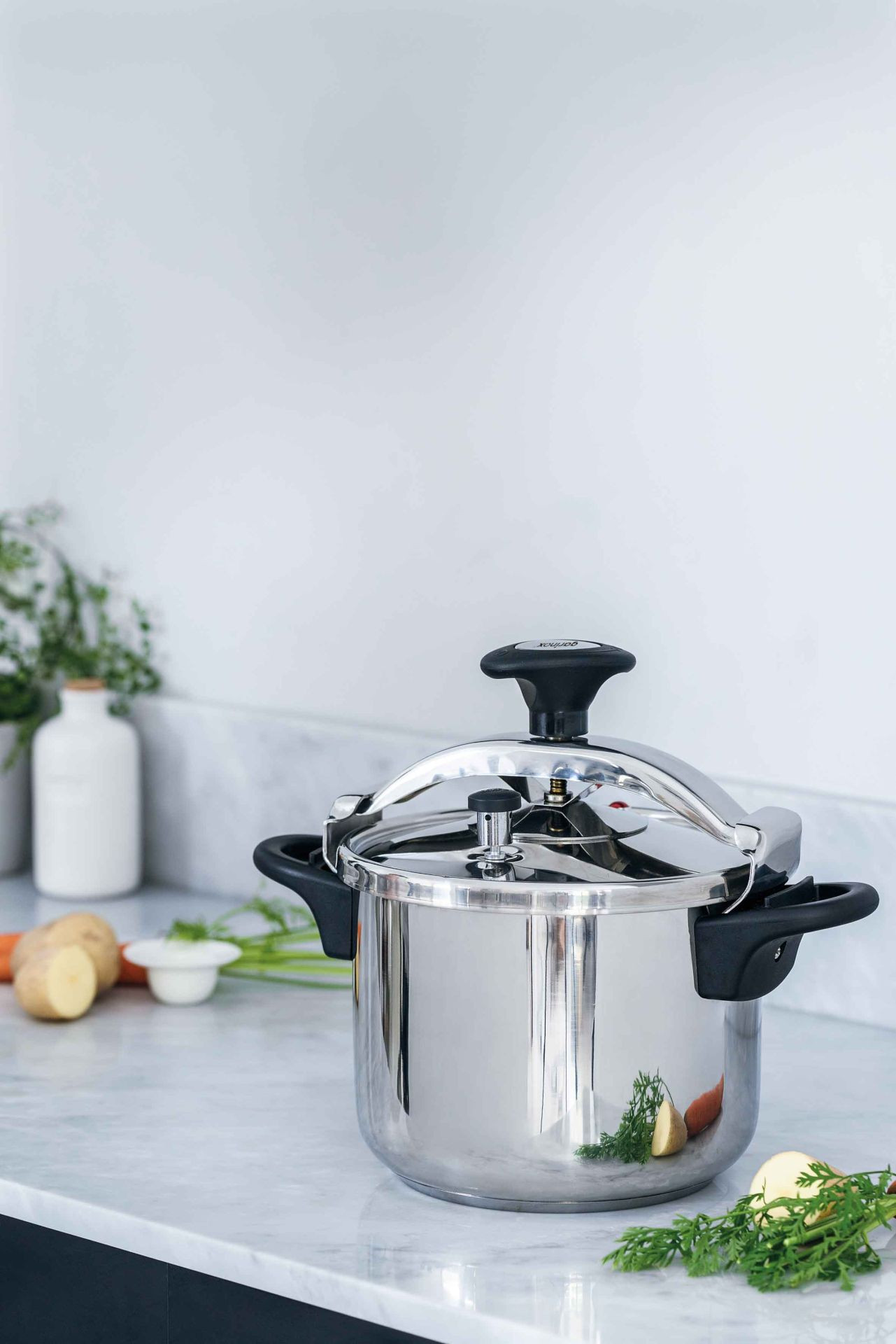 Olla a presión GARINOX GENIUS acero 18/10 de Lacor
